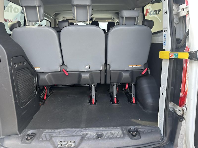 Ford Transit Custom (2018) 2.0TDCi 77kW 9 míst - fotka 19 z 25