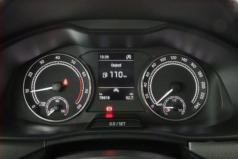 Škoda Scala (2022) Ambition 1.5 TSI, ČR,1.maj - fotka 8 z 12