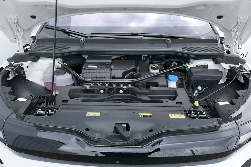 Škoda Elroq (2025) 85 (82kWh) 210 kW 1° Ultra Lod - fotka 30 z 32