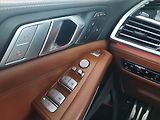 BMW X7 (2022) M50i - náhled 28