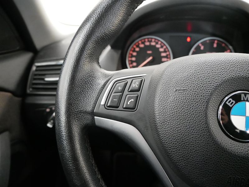 BMW X1 - fotka 14 z 20