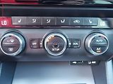 Škoda Octavia (2014) 2.0 TDi, Elegance, navi - náhled 19