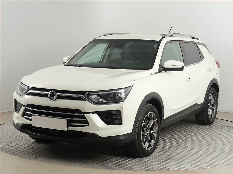 SsangYong Korando (2020) Style 1.5 T-GDI, Automat - fotka 2 z 18