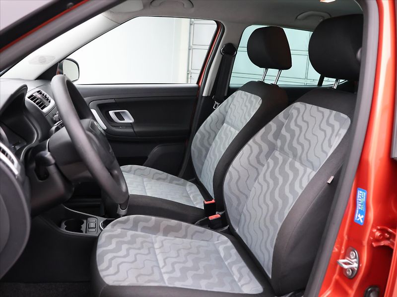 Škoda Fabia 1,2 i CZ Klima Ambiente - fotka 10 z 33