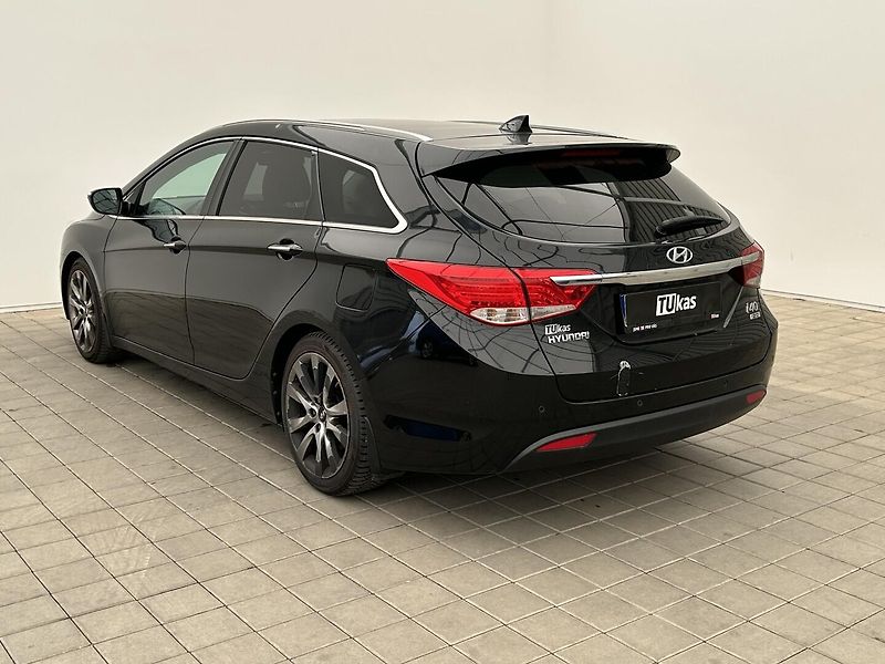Hyundai i40 2.0 GDI Experience - fotka 3 z 28
