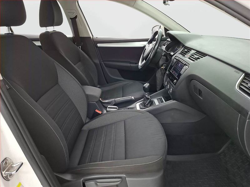 Škoda Octavia (2017) 2.0 TDI, 4X4 - fotka 9 z 15