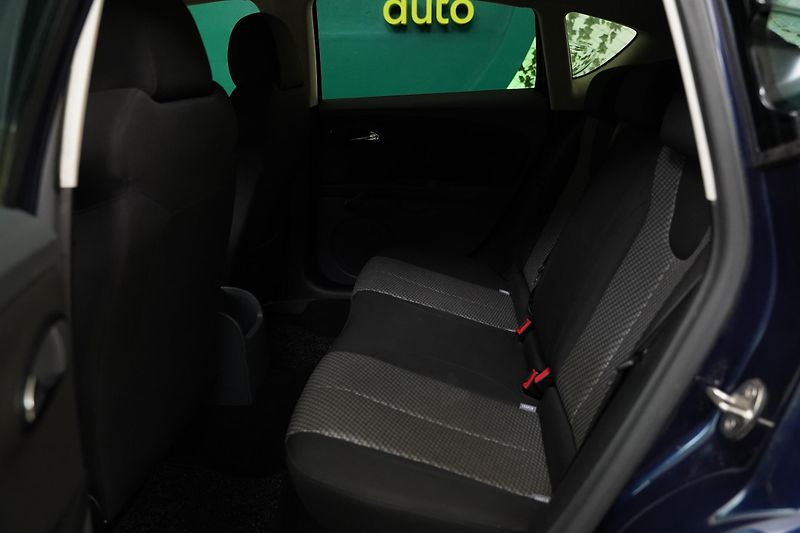 Seat Leon - fotka 19 z 20
