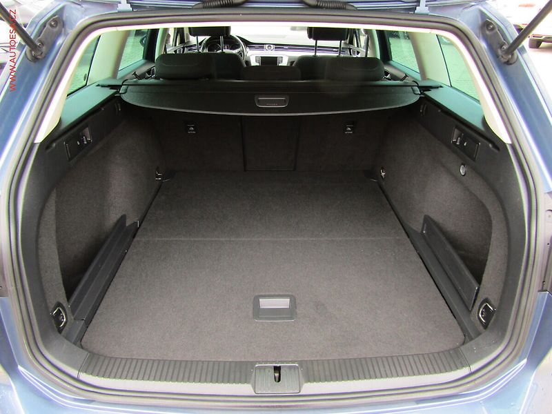 Volkswagen Passat (2015) 1.6 TDi, AC, temp - fotka 7 z 18