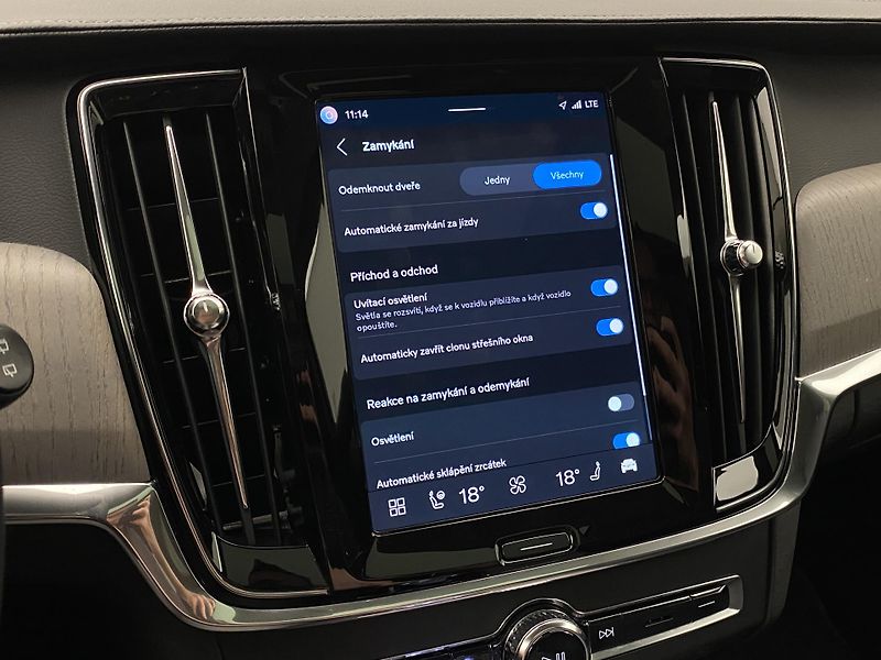 Volvo V90 CC B5 AWD ULTIMATE REZERVACE - fotka 59 z 68