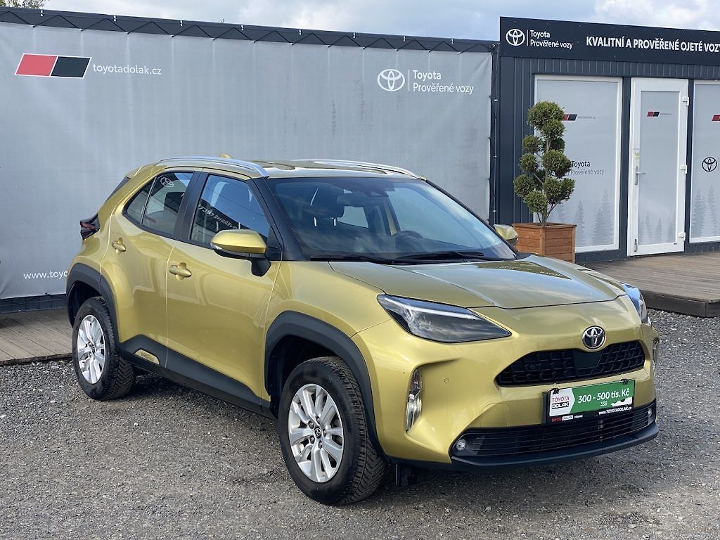 Toyota Yaris Cross 1.5i, ČR-1m, ComTech, záruka