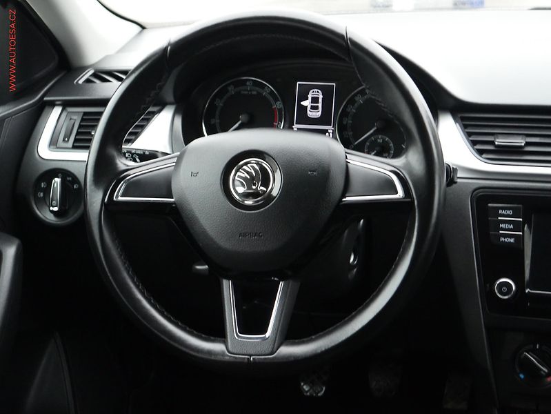 Škoda Rapid (2019) 1.0 TSi, 2.maj,ČR, Ambition - fotka 13 z 15