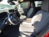 Peugeot 2008 (2026) ALLURE 1.2 TURBO 100k 2xkamera - náhled 25