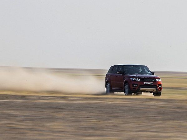 Range Rover Sport.