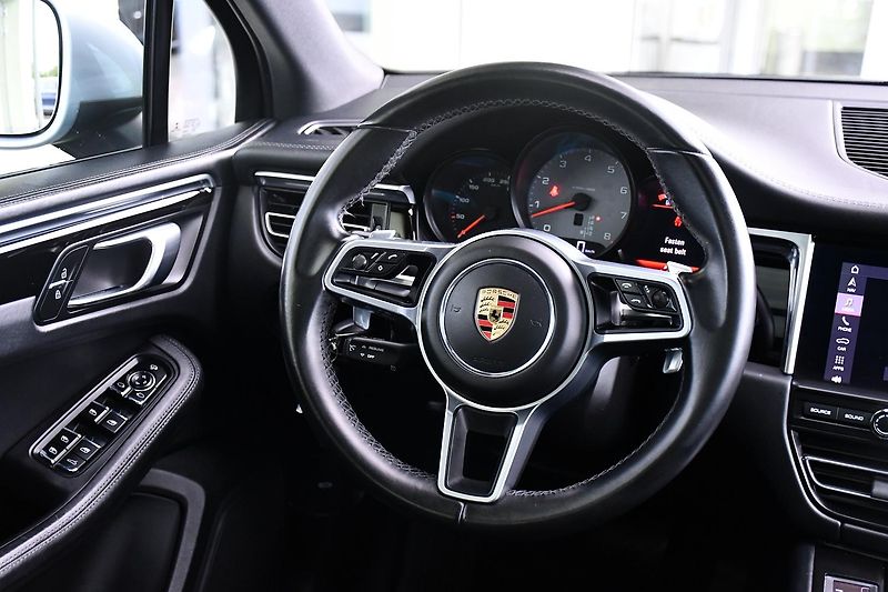 Porsche Macan S 3.0V6 260kW PANO - fotka 6 z 39