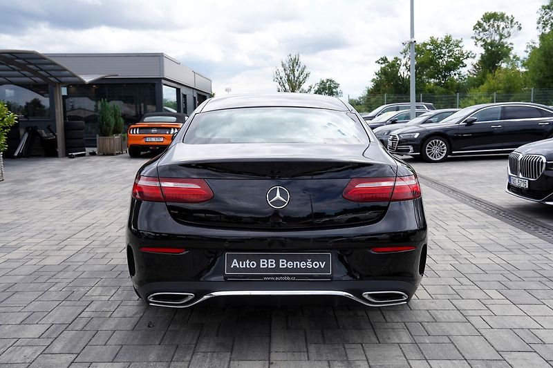 Mercedes-Benz Třídy E E 300d AMG Avantgarde/245 PS - fotka 5 z 34
