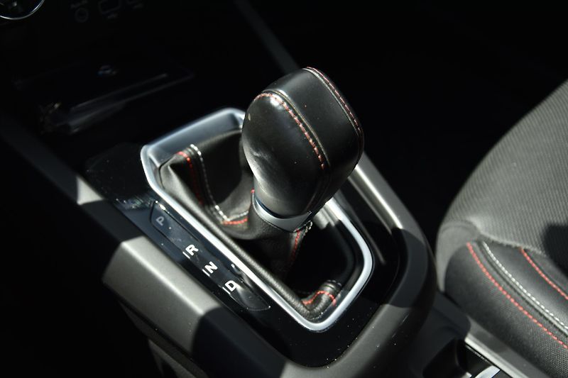 Renault Arkana 1.3 TCe 103kW EDC RS-LINE ČR - fotka 24 z 27