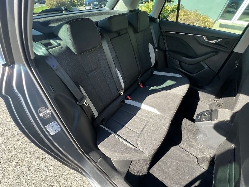 Škoda Kamiq Top Selection 1.0 TSI 85 kW - fotka 16 z 27