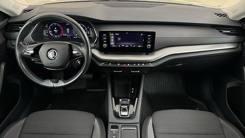Škoda Octavia 2.0 TDI DSG Ambition - fotka 8 z 24