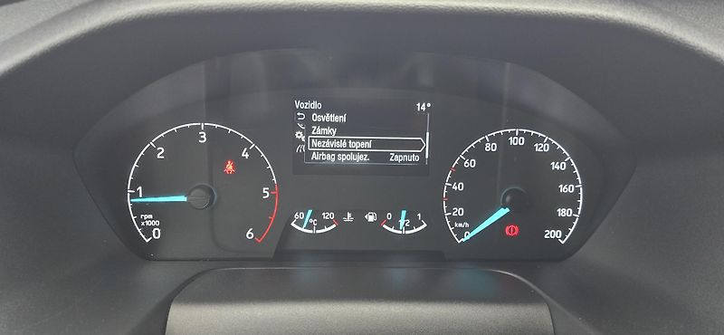 Ford Transit Custom (2020) EcoBlue hybrid H1L2 - fotka 19 z 27