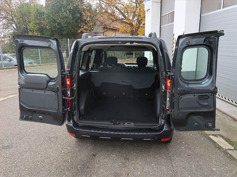 Dacia Dokker (2019) Arctica 1.6 SCe, 5Míst, ČR - fotka 16 z 21