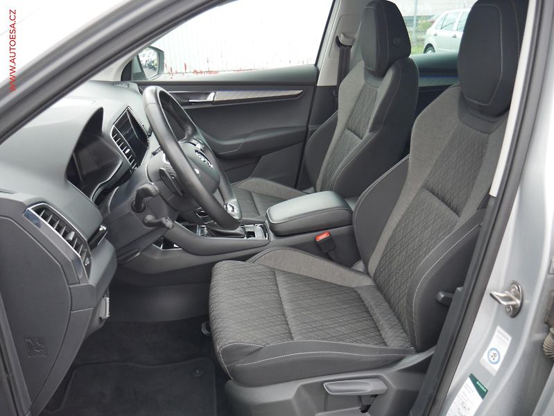 Škoda Karoq (2022) 2.0 TDi 4x4, Style, DSG, LED - fotka 9 z 27