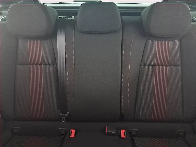 Škoda Karoq (2018) Style 1.0 TSI, Navi, Tempomat - fotka 10 z 17