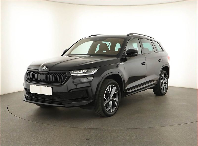 Škoda Kodiaq (2023) Sportline 2.0 TDI - fotka 2 z 18