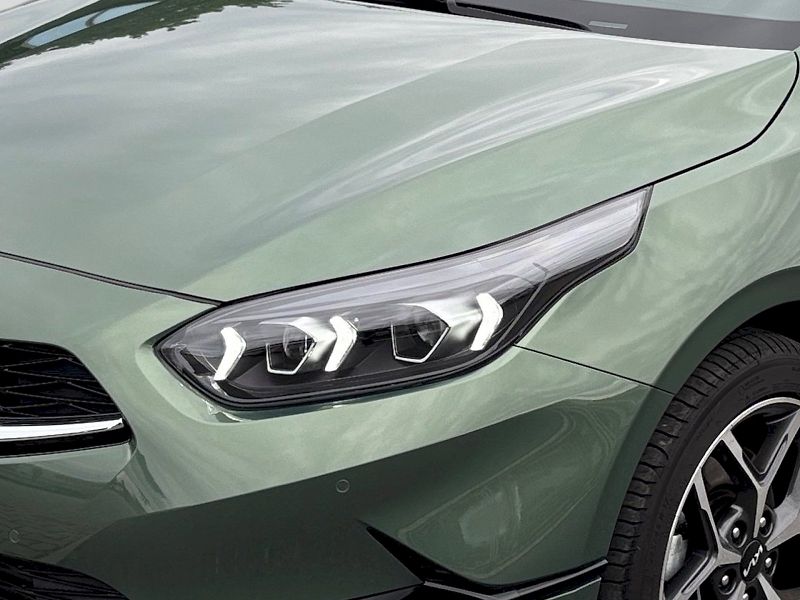 Kia Ceed (2025) 1.5 T-GDi TOP 7DCT - fotka 27 z 30