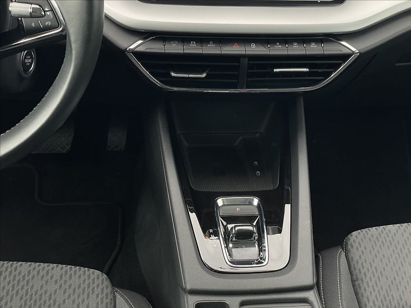 Škoda Octavia 2,0 TDI DSG Style Plus TZ+ACC - fotka 13 z 23