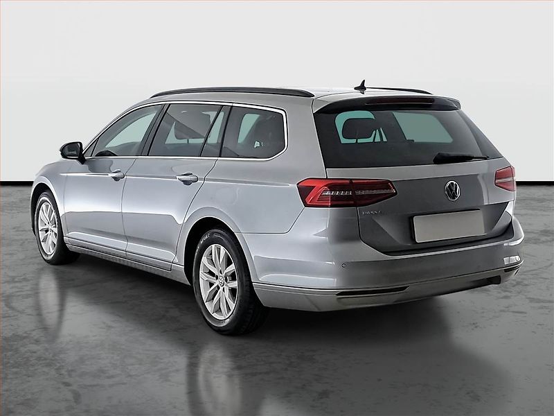 Volkswagen Passat (2019) 1.6 TDI, Automat, Navi - fotka 4 z 27