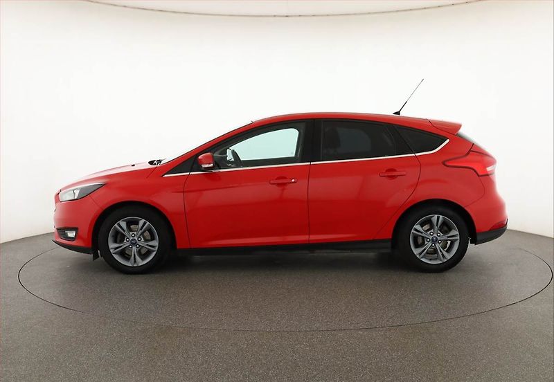 Ford Focus (2017) 1.0 EcoBoost, Serv.kniha - fotka 3 z 16