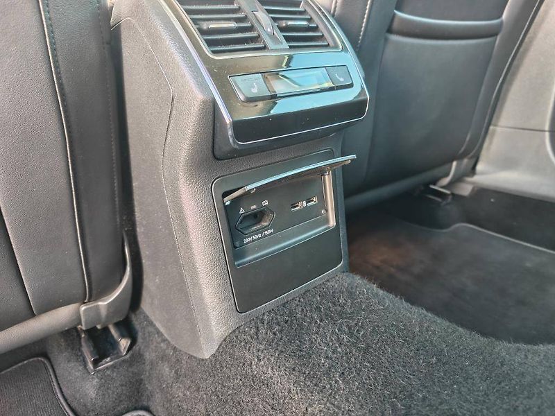 Škoda Superb Style 7DSG 2,0TDI - fotka 9 z 27