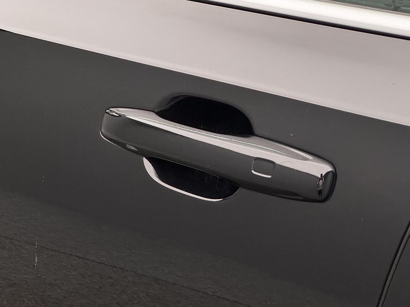 Volvo S90 B5 AWD MOMENTUM PRO  - fotka 16 z 45
