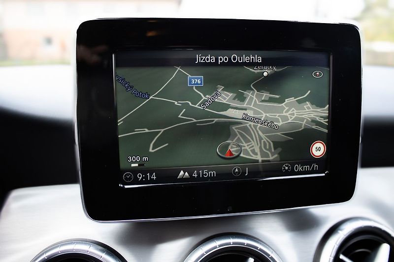 Mercedes-Benz CLA Doložitelný servis, 180, 80 kW - fotka 15 z 36