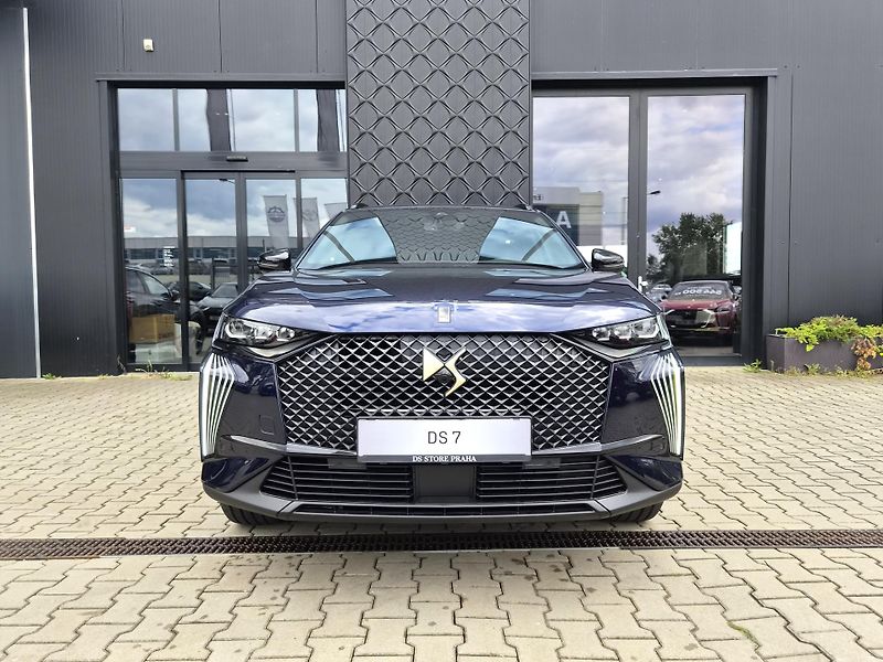 DS Automobiles DS7 (2026) PERFORMANCE LINE 1.5 BlueHDi - fotka 2 z 29