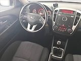 Kia Ceed (2010) 1.6 CRDi, po STK, Tažné - náhled 7