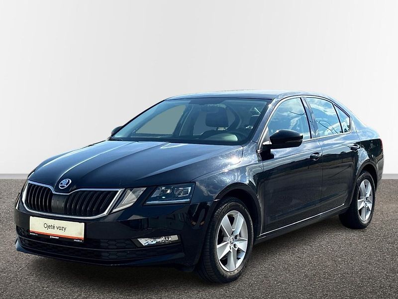 Škoda Octavia 1.4 TSI 110kW Trumf - fotka 1 z 26