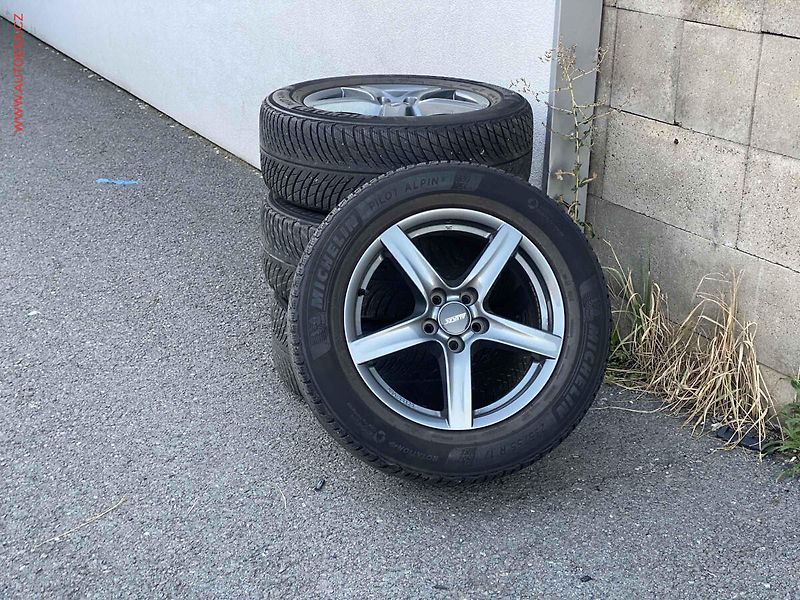 Ford Kuga (2019) 1.5 EB, Titanium, +kola - fotka 19 z 19