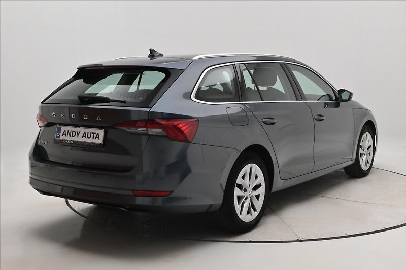 Škoda Octavia 2,0 TDI 110 KW DSG STYLE Záruk - fotka 5 z 31