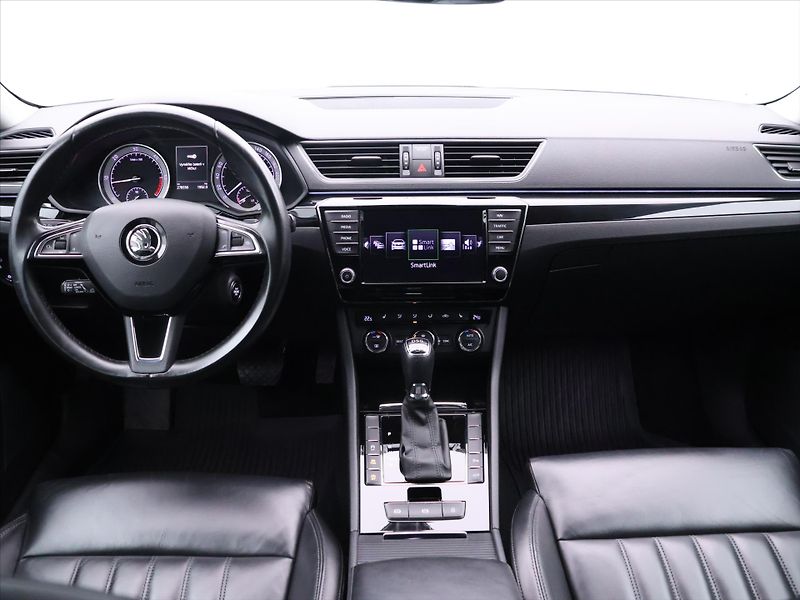 Škoda Superb 2,0 TDI 140kW DSG L&K Xenon - fotka 39 z 46