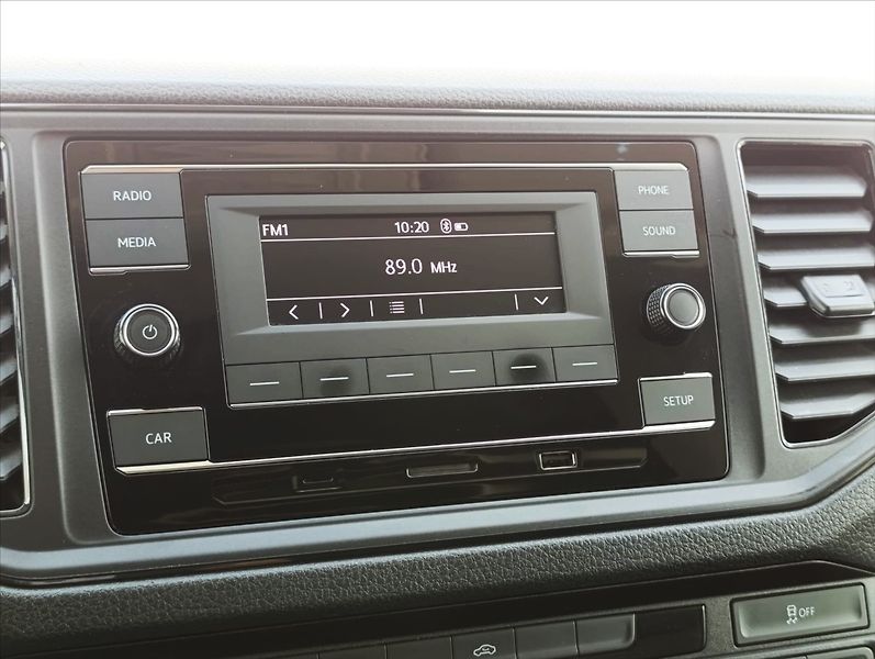 Volkswagen Crafter 2,0 TDi L4H3 Klima LED 1maj.ČR - fotka 16 z 32
