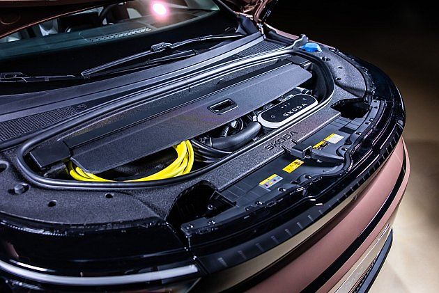 Odkládací prostor pod přední kapotou., zdroj: Se svolením Škoda Auto