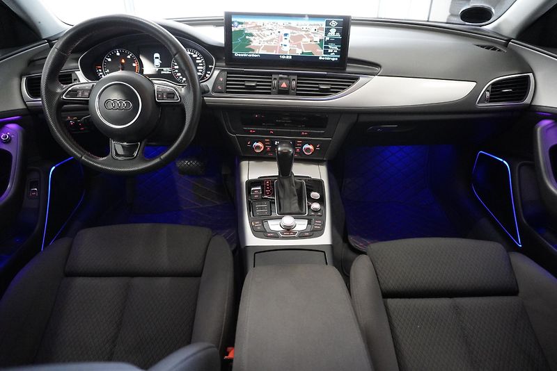Audi A4 (2016) 2.0 TDI 140kW QUATTRO STRONIC - fotka 31 z 34