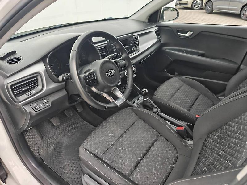 Kia Rio Comfort 1,25 CVVT - fotka 5 z 22