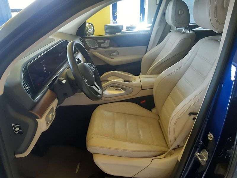 Mercedes-Benz GLE 300d 4MATIC AMG PAKET - fotka 8 z 42