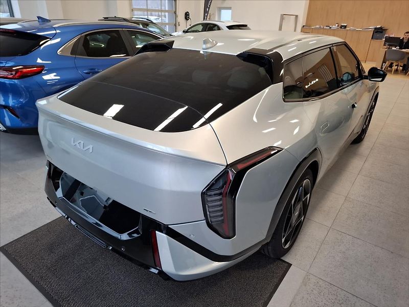 Kia EV4 GT-LINE 150 KW V2L 2025 - fotka 6 z 8
