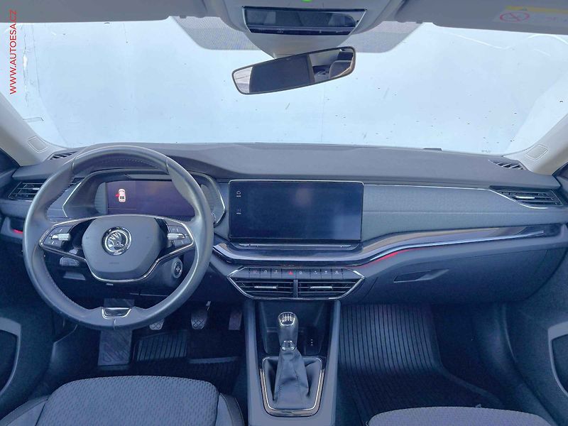 Škoda Octavia (2021) 1.5 TSi, ČR, Style, LED - fotka 8 z 18