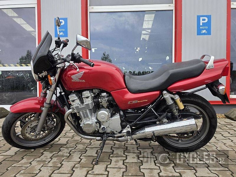 Honda CB 750 F2 Seven-Fifty (1994) - fotka 6 z 11