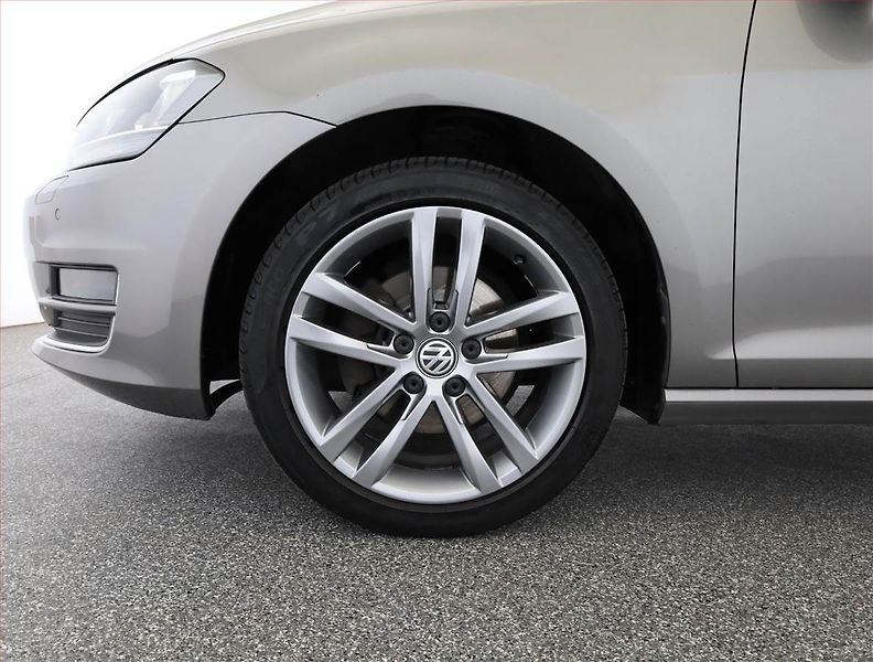 Volkswagen Golf (2015) Highline 1.4 TSI, Automat, ČR - fotka 17 z 17