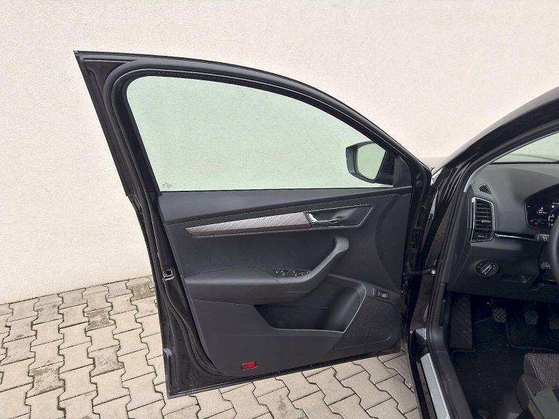 Škoda Karoq (2025) SEL TS 110/1.5 A7F - fotka 20 z 21